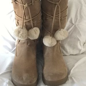 Cuddle snow boot